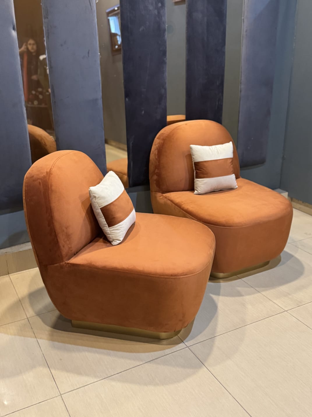 Modern lounge Chair (pair)