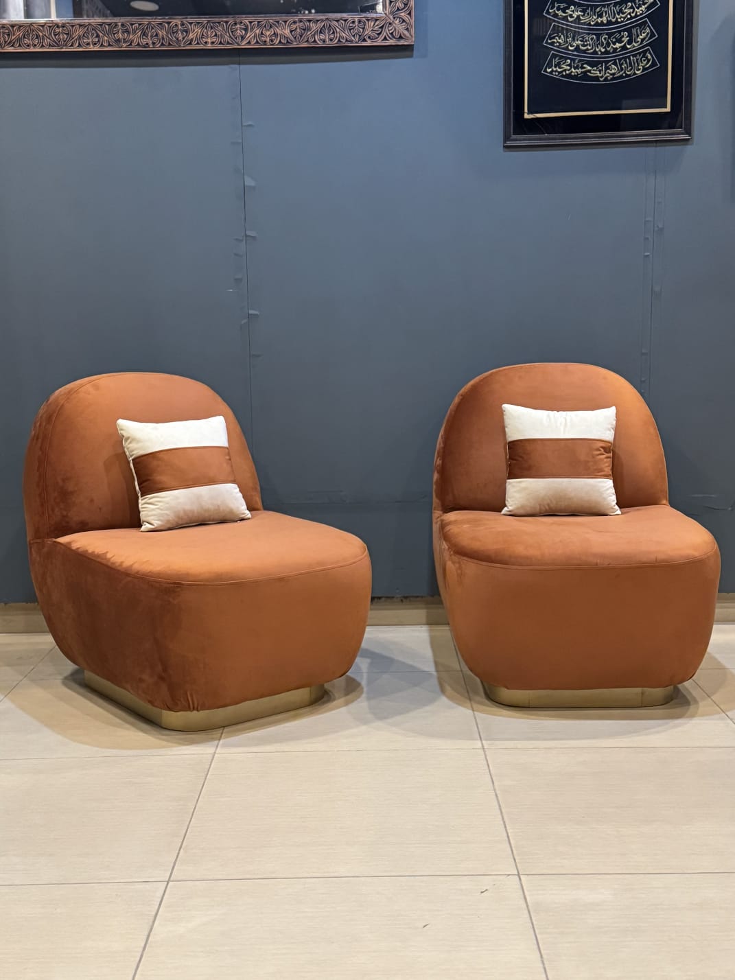 Modern lounge Chair (pair)