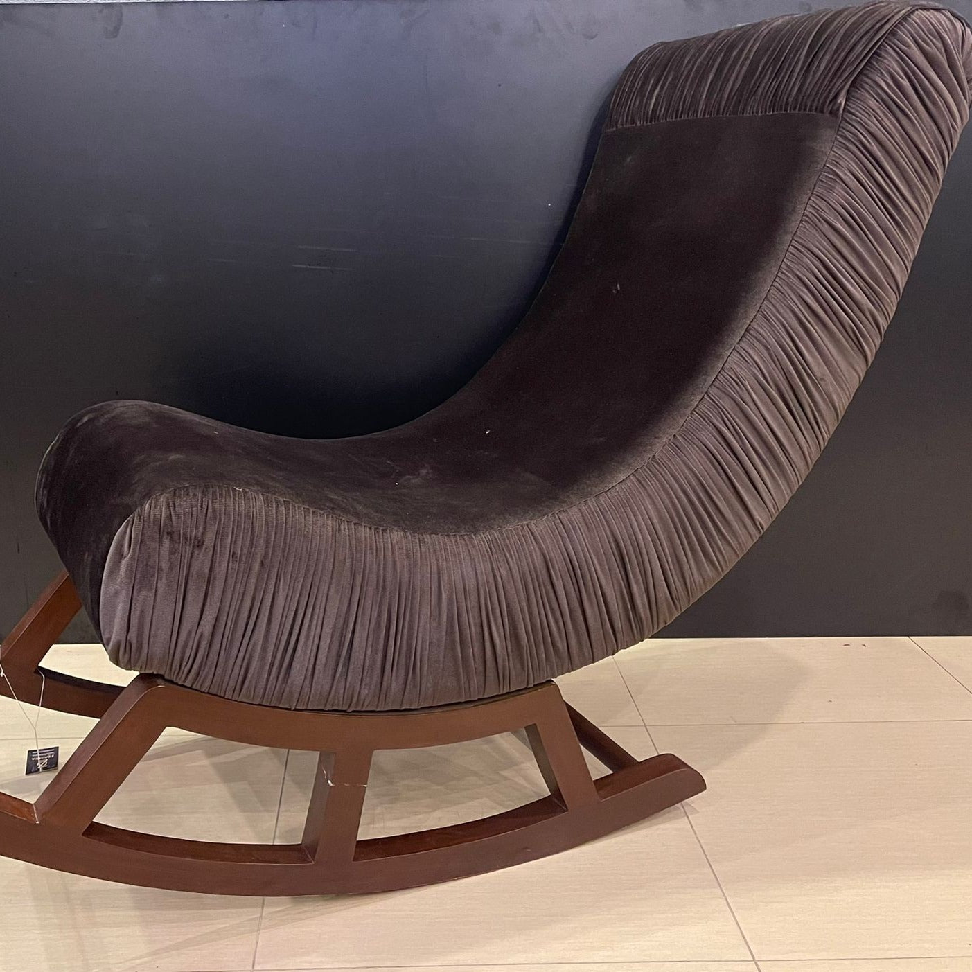 Relaxing Chair - Zeegalleria